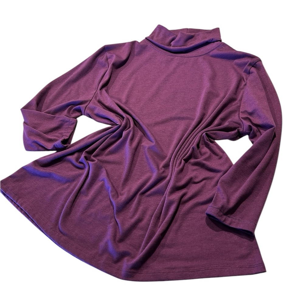 Chic Jennifer Lauren Purple Turtleneck Top with 3/4 length sleeves.